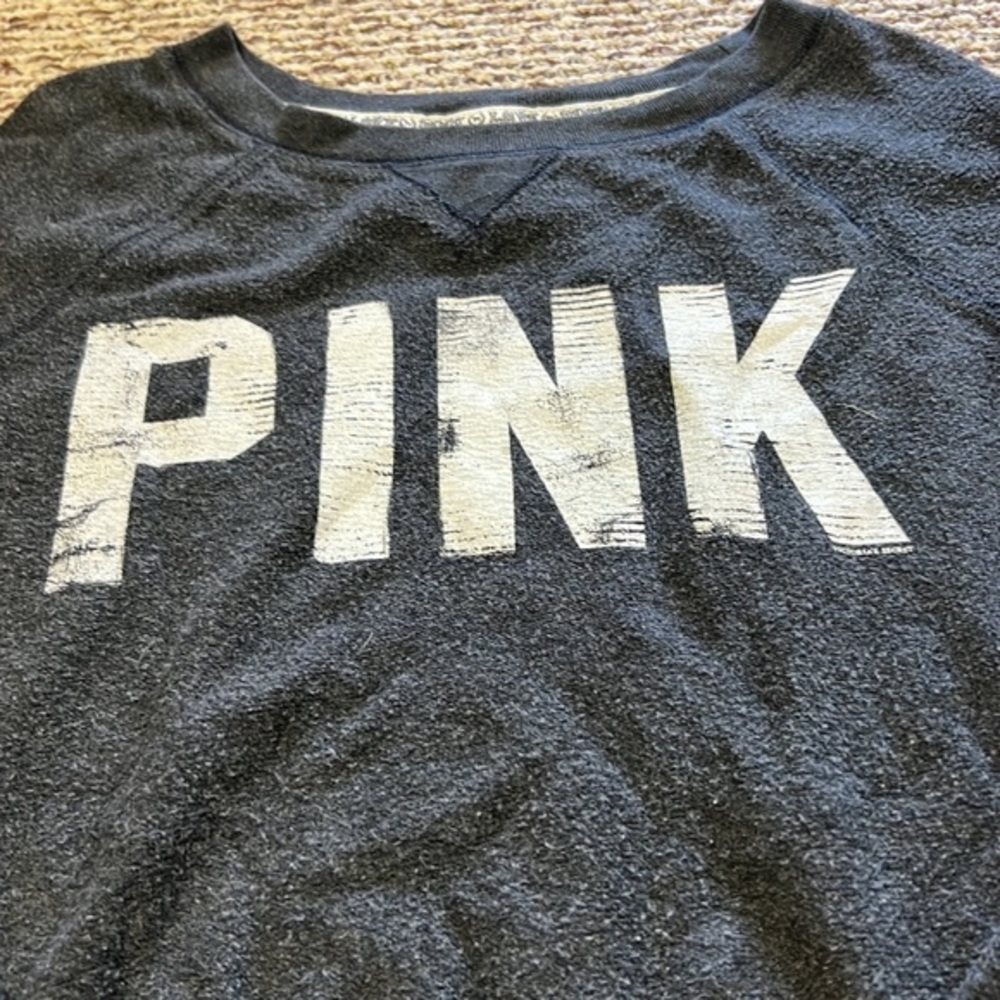 PINK - Picture 2 of 4